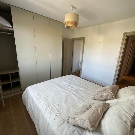 Ferienwohnung Minois Saint-Genet-Lerpt Exterior foto