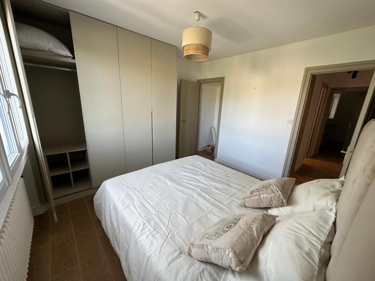 Ferienwohnung Minois Saint-Genet-Lerpt Exterior foto